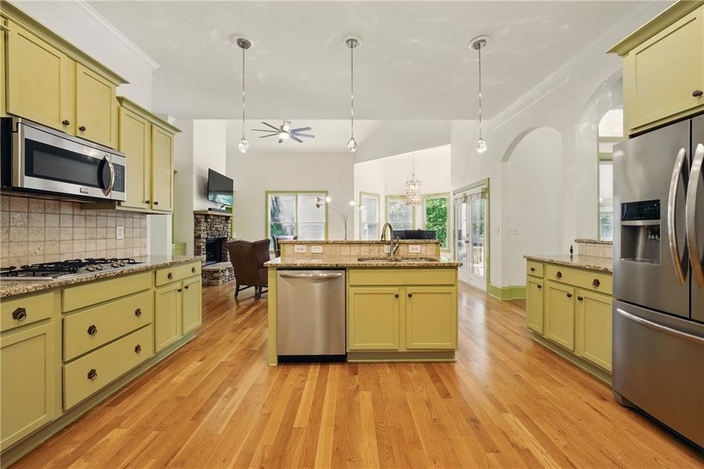 3380 Canon Bay Drive, Cumming, Georgia image 43