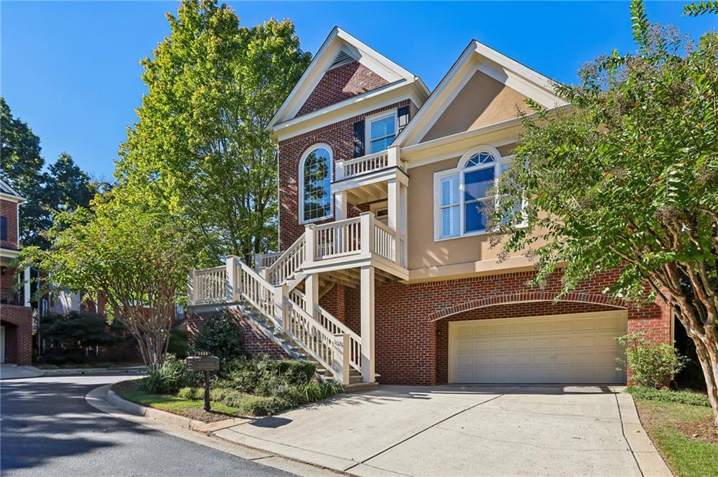 1025 Fairway Estates NE