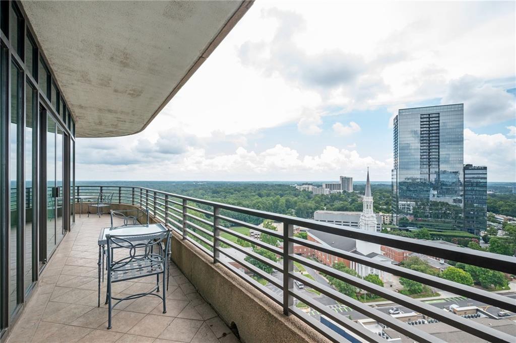 750 Park Avenue NE 21E