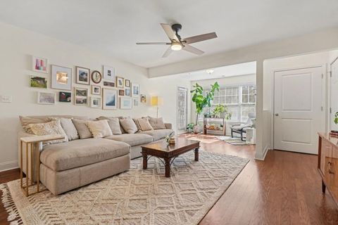 Condo For Sale - 1004 Madison Lane<br/> Smyrna, GA 30080