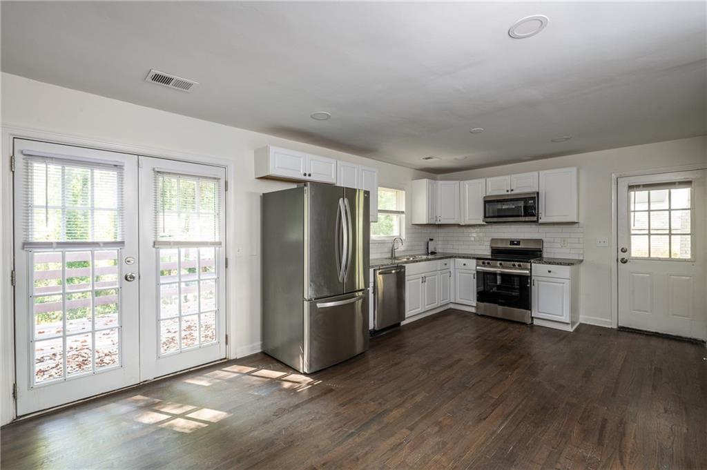 4704 Apache Trail, Atlanta, Georgia image 7