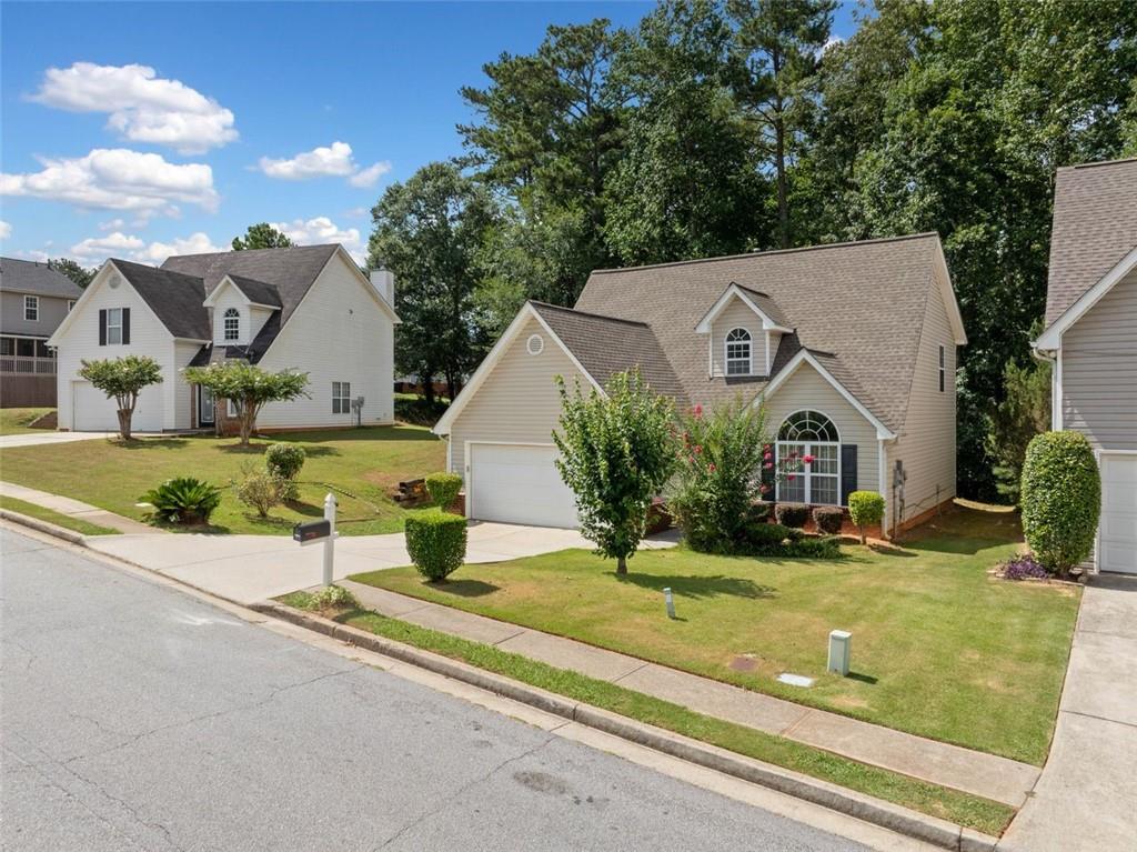 2575 Kentshire Way