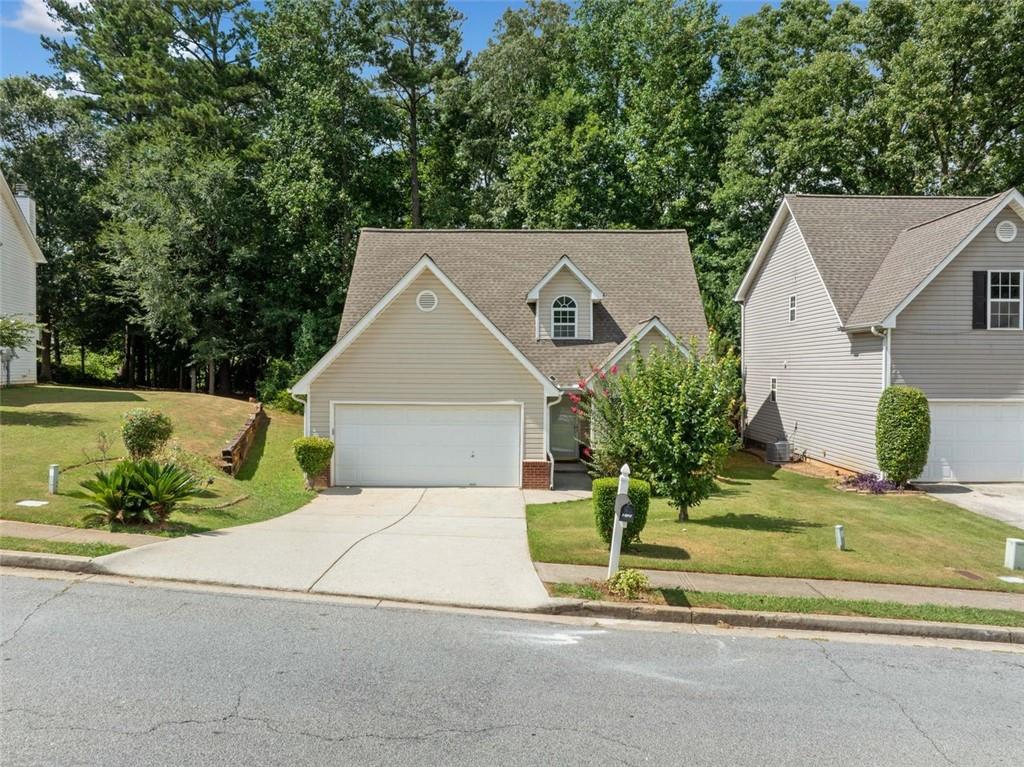 2575 Kentshire Way