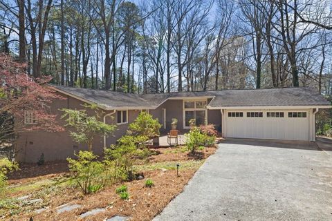 2724 Janellen Drive Atlanta GA 30345