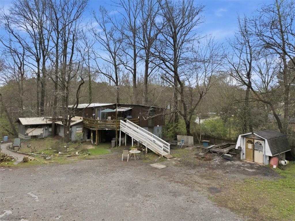 272 Gordon Circle SW