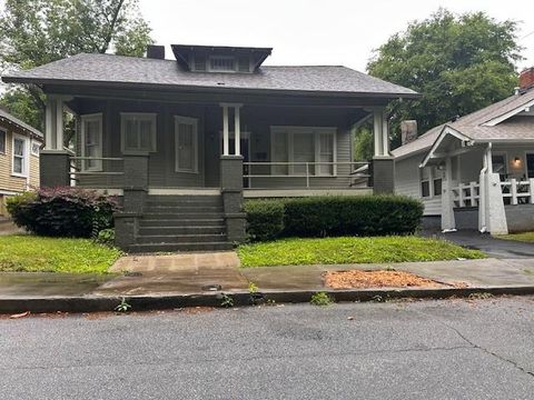 389 Dargan Place SW Atlanta GA 30310