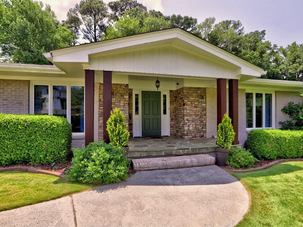 715 Glenforest Road