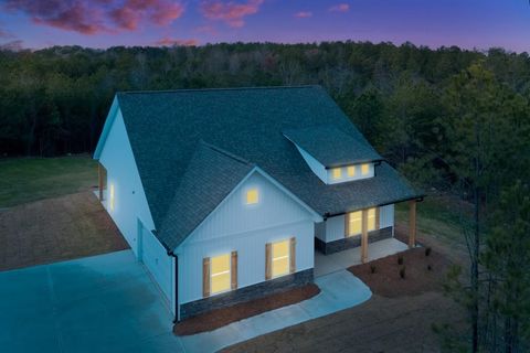 A home in Cedartown