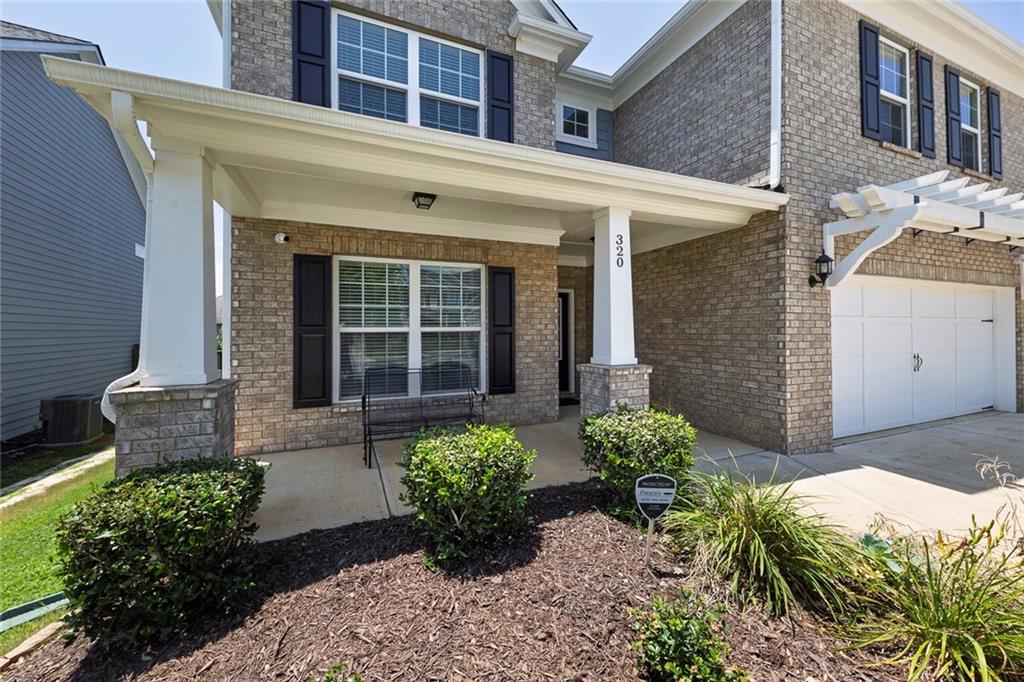 320 Pebblestone Lane
