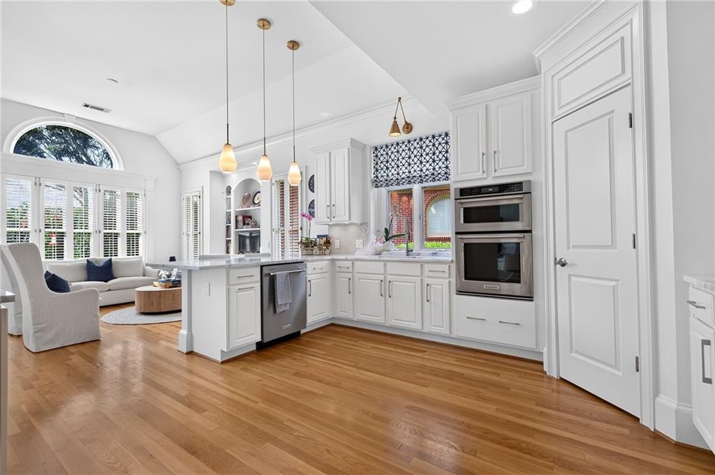 2000 Brookside Drive, Roswell, GA, 30076 2000 Brookside Drive