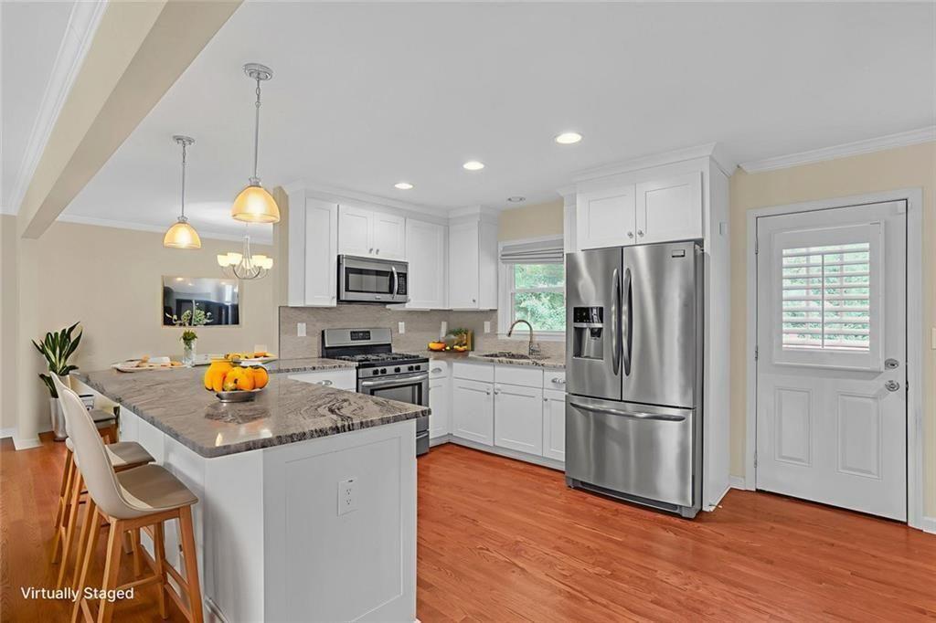 2713 Imperial Hills Drive