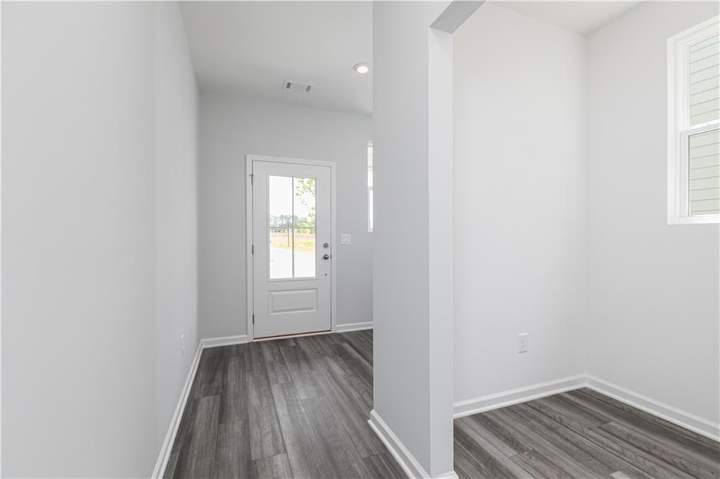 46 Hickory Grove Avenue