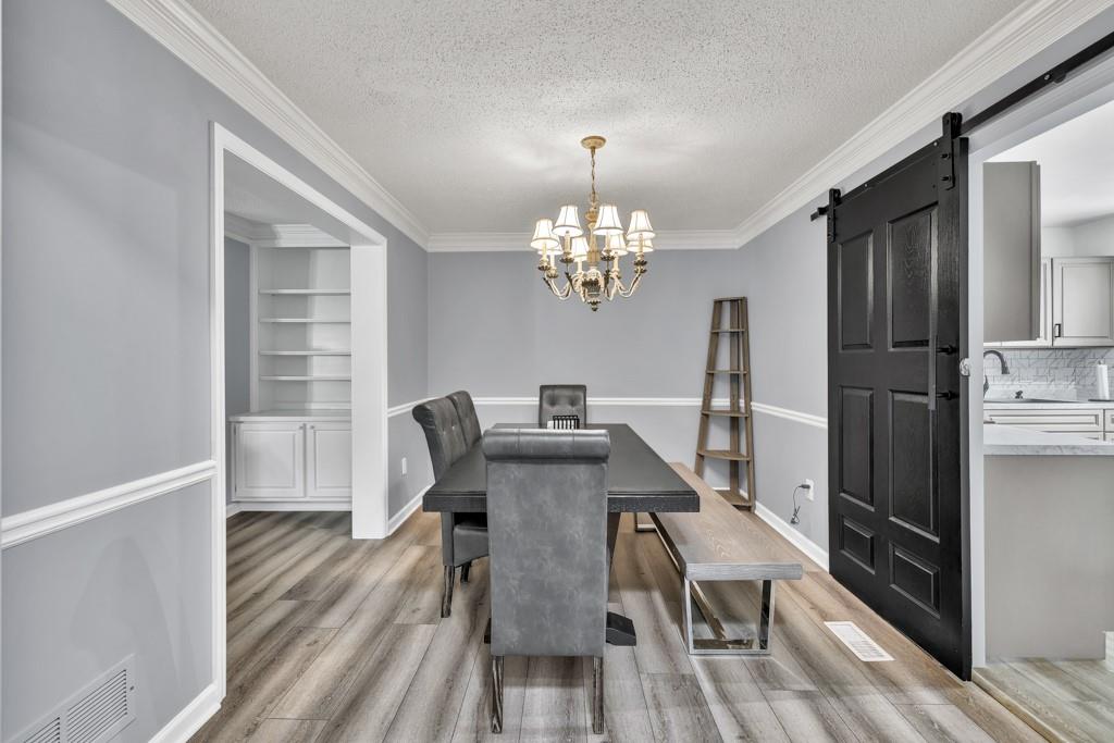 3910 Meeting Street