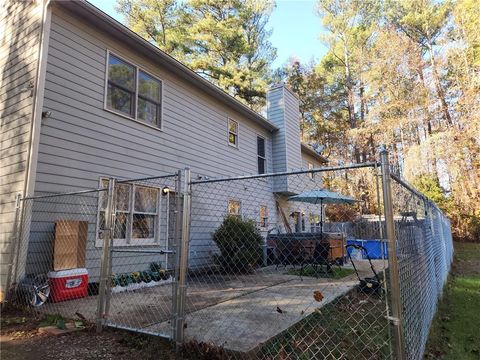 A home in Fairburn