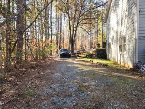 A home in Fairburn