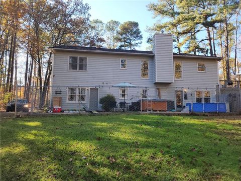 A home in Fairburn