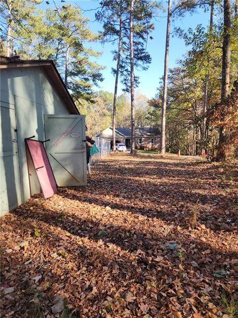 A home in Fairburn