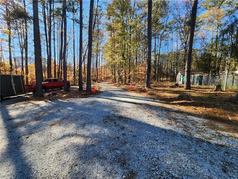 A home in Fairburn