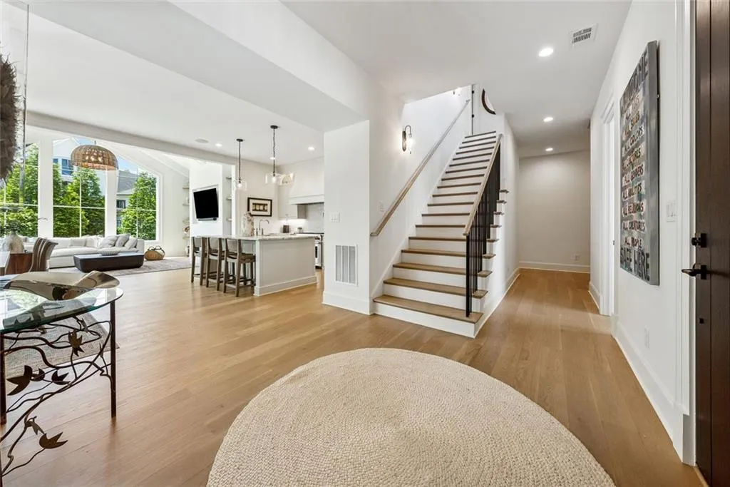 Alpharetta, Georgia 30004, United States, 4 Bedrooms Bedrooms, ,5 BathroomsBathrooms,Residential,Active,133089