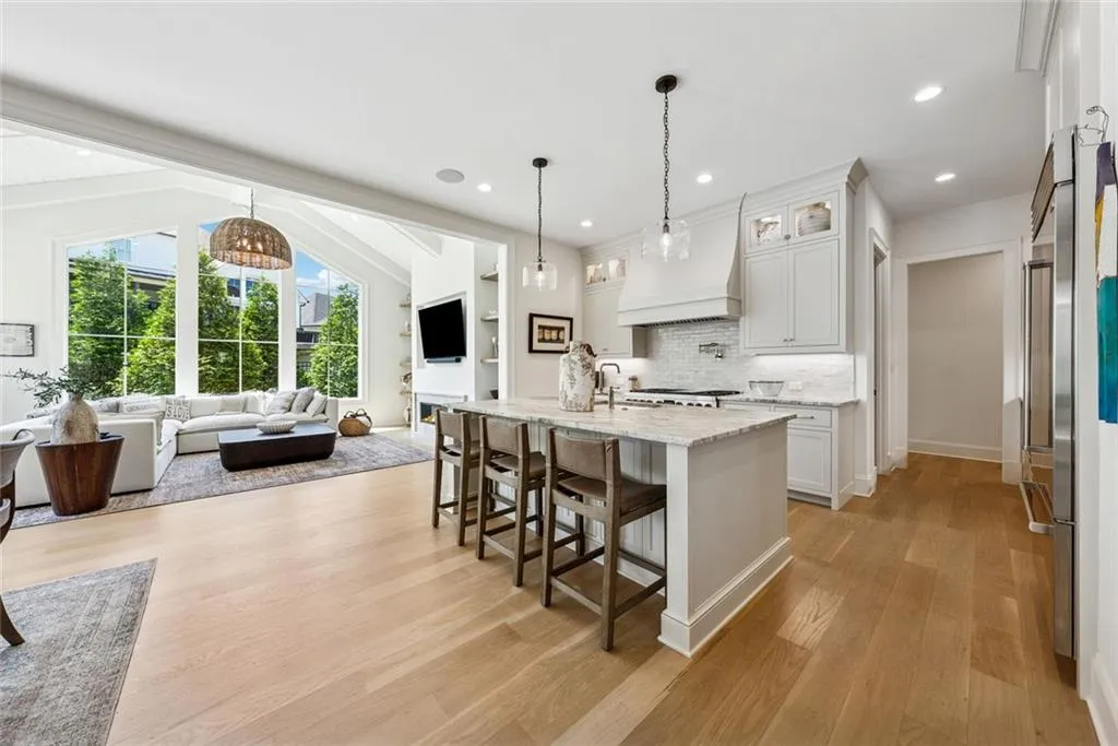 Alpharetta, Georgia 30004, United States, 4 Bedrooms Bedrooms, ,5 BathroomsBathrooms,Residential,Active,133089