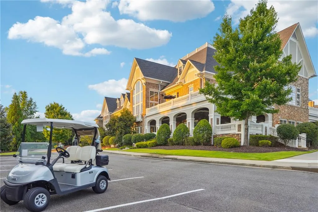 Alpharetta, Georgia 30004, United States, 4 Bedrooms Bedrooms, ,5 BathroomsBathrooms,Residential,Active,133089