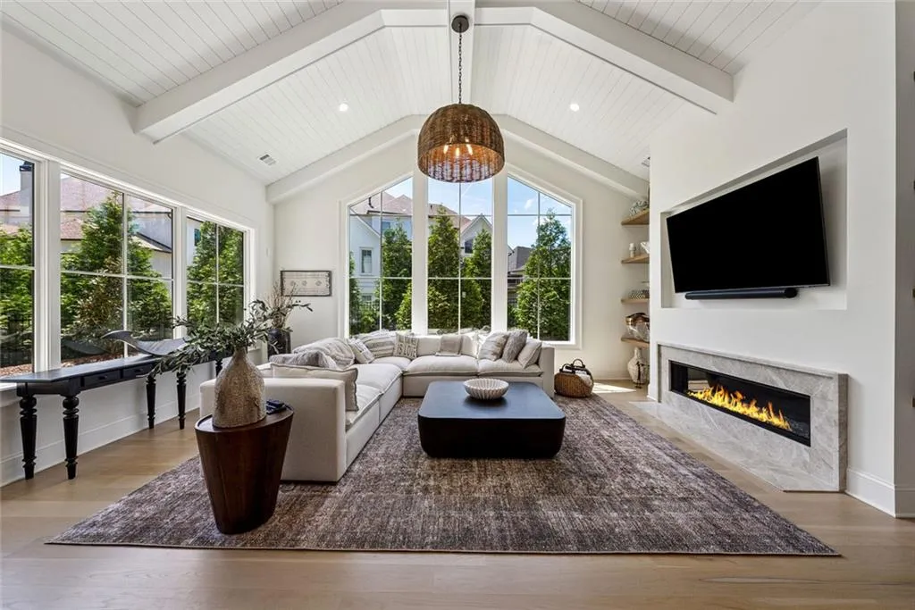 Alpharetta, Georgia 30004, United States, 4 Bedrooms Bedrooms, ,5 BathroomsBathrooms,Residential,Active,133089