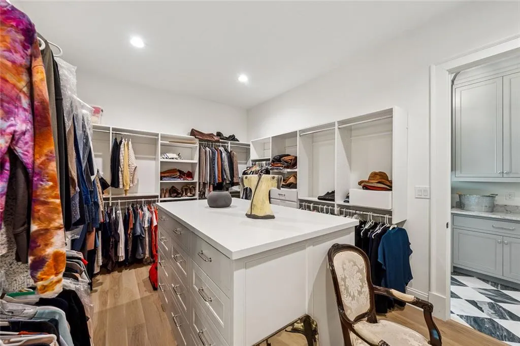 Alpharetta, Georgia 30004, United States, 4 Bedrooms Bedrooms, ,5 BathroomsBathrooms,Residential,Active,133089