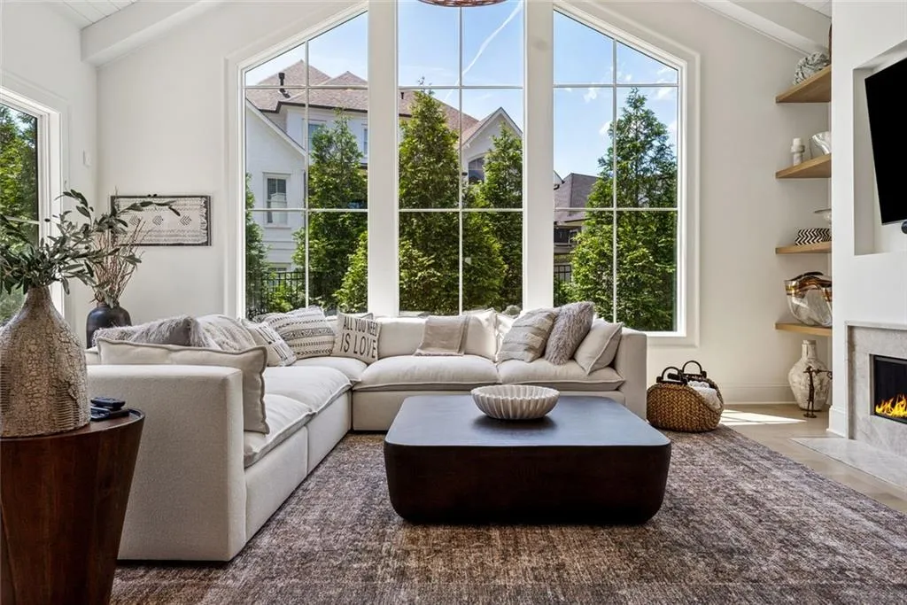 Alpharetta, Georgia 30004, United States, 4 Bedrooms Bedrooms, ,5 BathroomsBathrooms,Residential,Active,133089