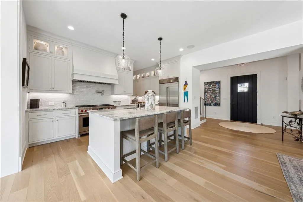 Alpharetta, Georgia 30004, United States, 4 Bedrooms Bedrooms, ,5 BathroomsBathrooms,Residential,Active,133089