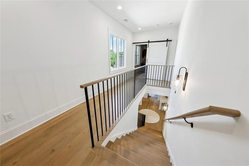 Alpharetta, Georgia 30004, United States, 4 Bedrooms Bedrooms, ,5 BathroomsBathrooms,Residential,Active,133089