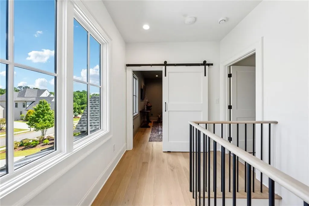 Alpharetta, Georgia 30004, United States, 4 Bedrooms Bedrooms, ,5 BathroomsBathrooms,Residential,Active,133089