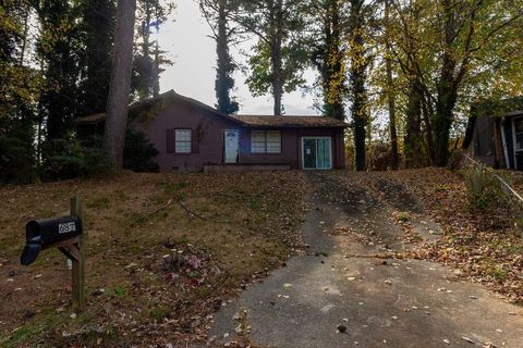 687 Utoy Court Jonesboro GA 30238