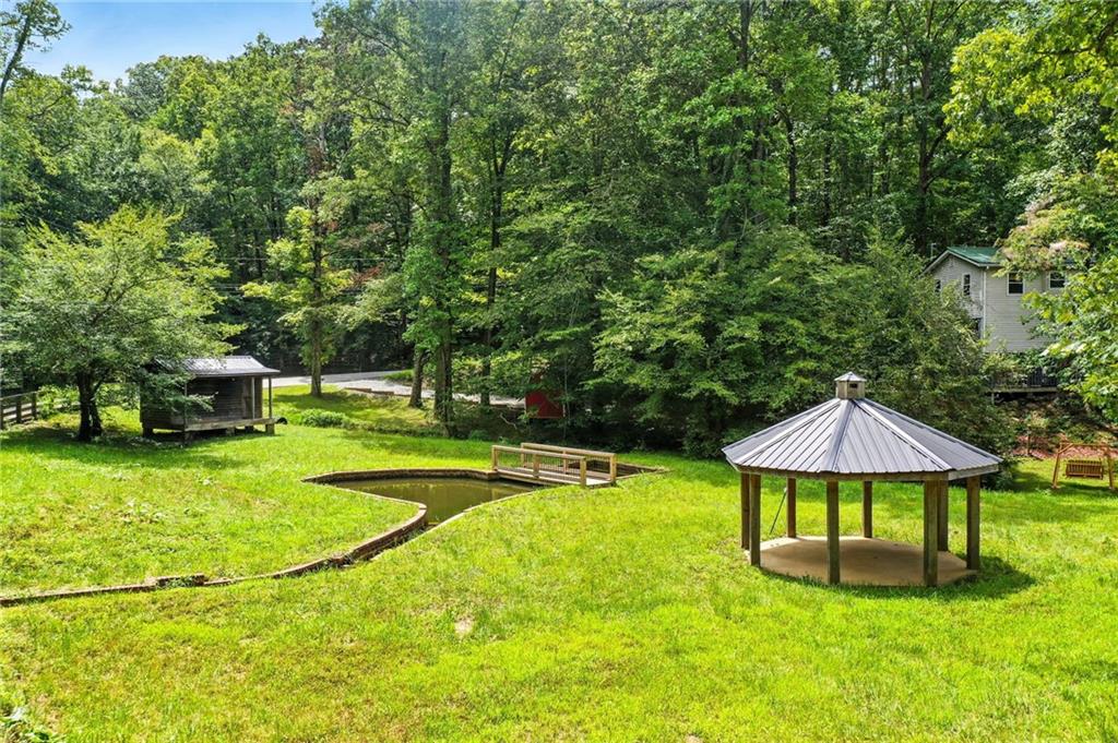 579 Twin Mountain Lake Circle