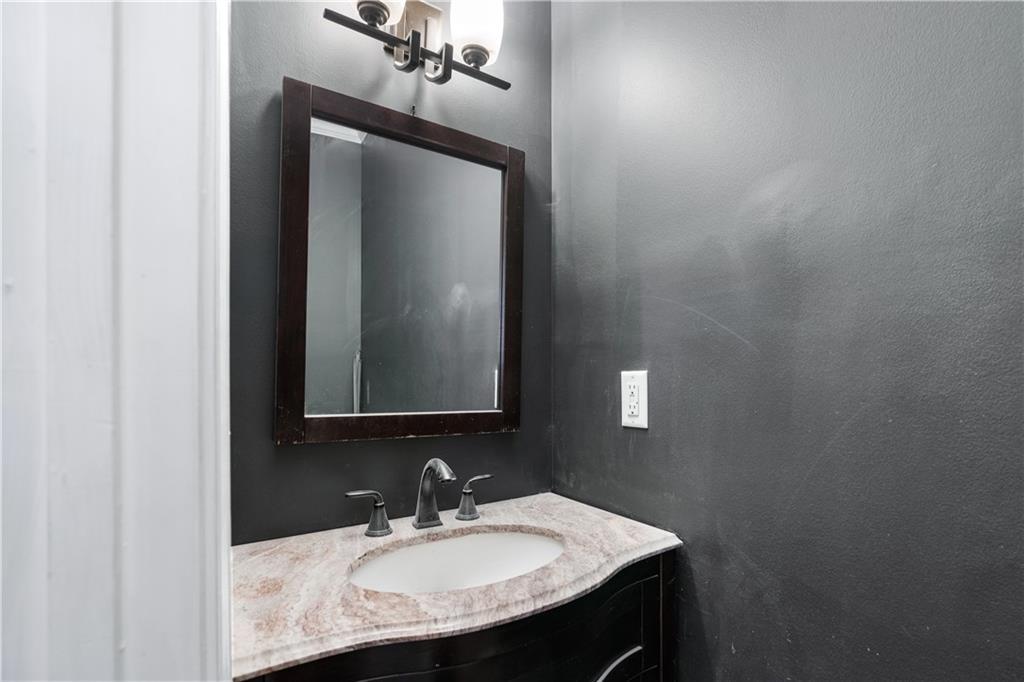 2471 Bridlewood Drive #8, Atlanta, Georgia image 27