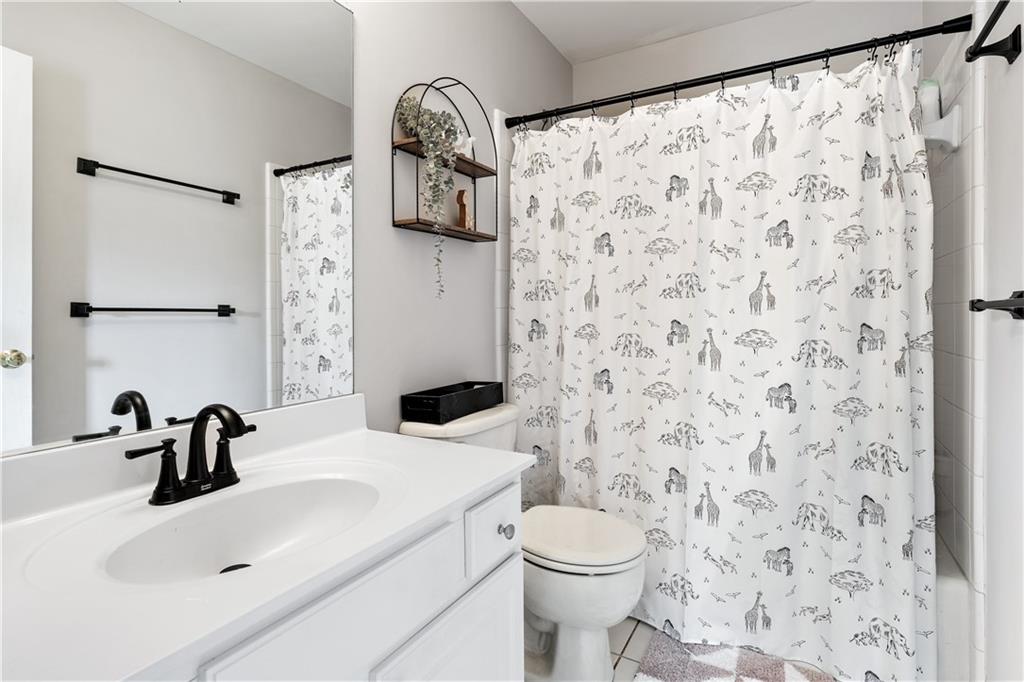 2471 Bridlewood Drive #8, Atlanta, Georgia image 19