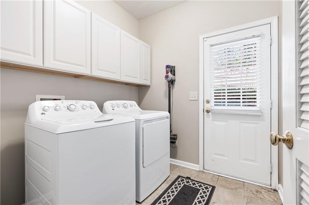 2471 Bridlewood Drive #8, Atlanta, Georgia image 28
