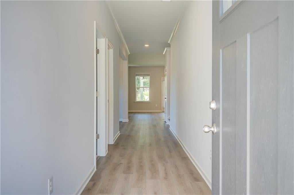 180 Dalston Cove