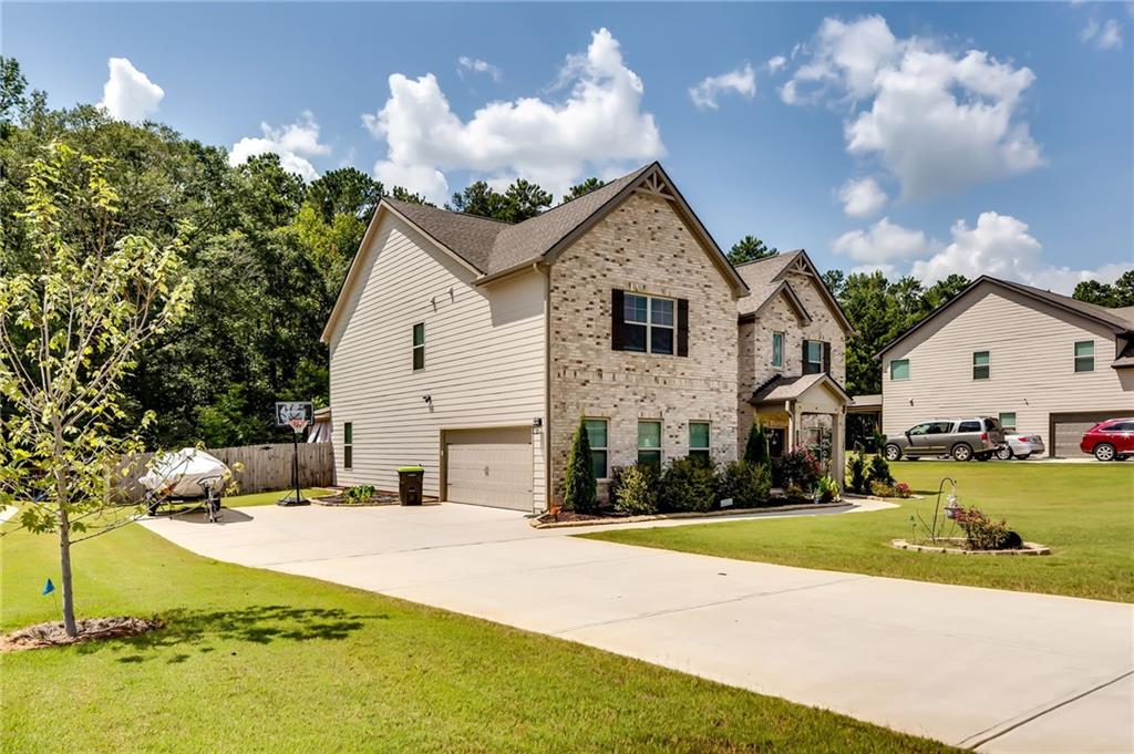1025 Fable Lane, Hampton, Georgia image 2