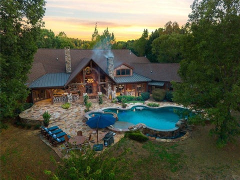 Homes For Sale - 1524 Blacks Bluff Road<br/> Rome, GA 30161