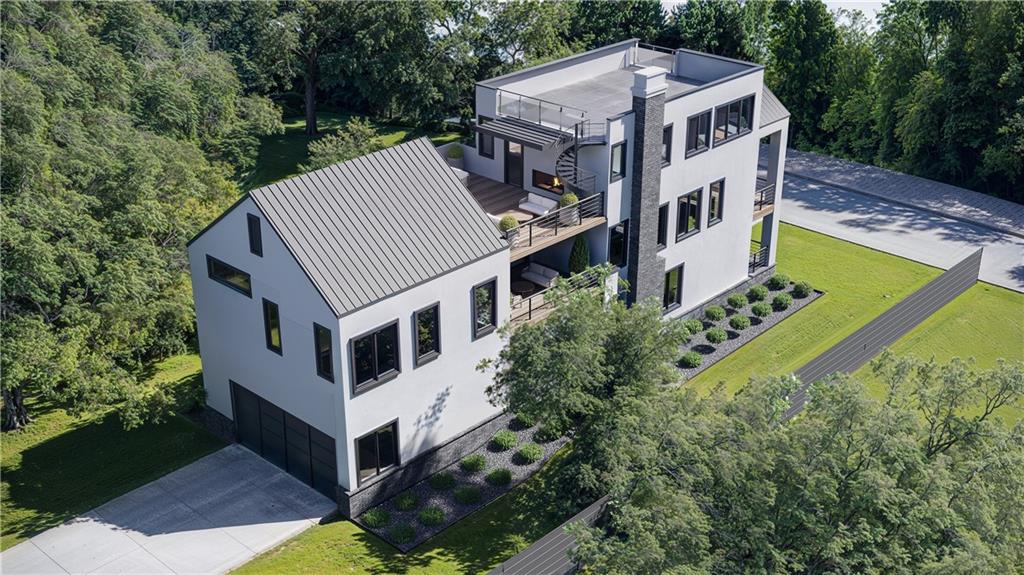 339 Peachtree Avenue NE