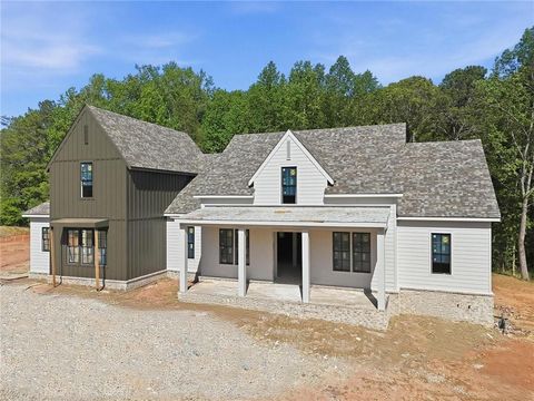 Homes For Sale - 203 Memory Lane<br/> Canton, GA 30115