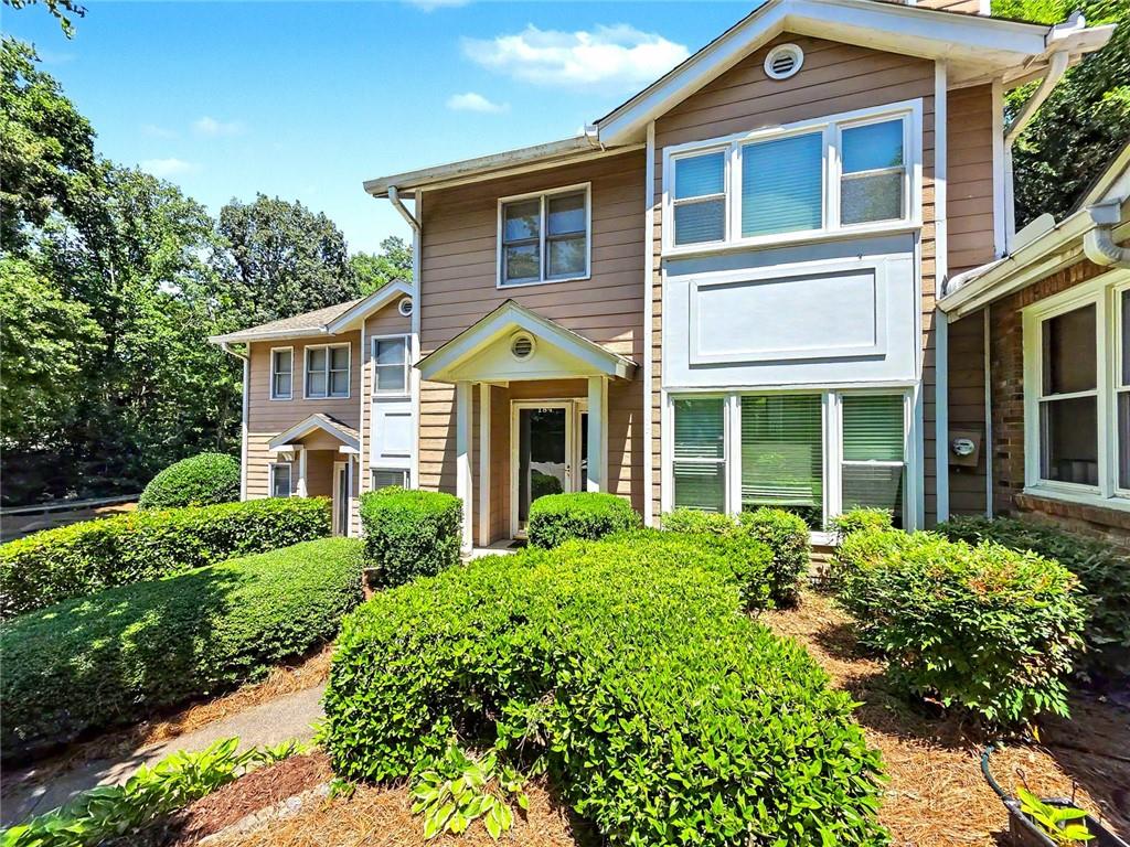 184 Peachtree Hollow Court