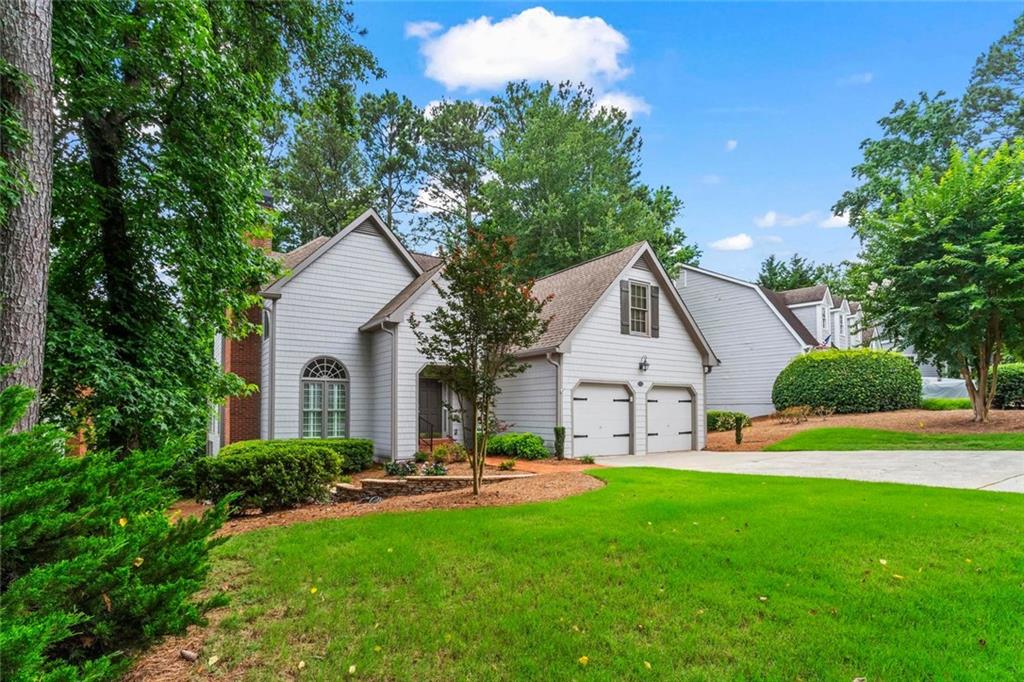 1605 Spinnaker Drive