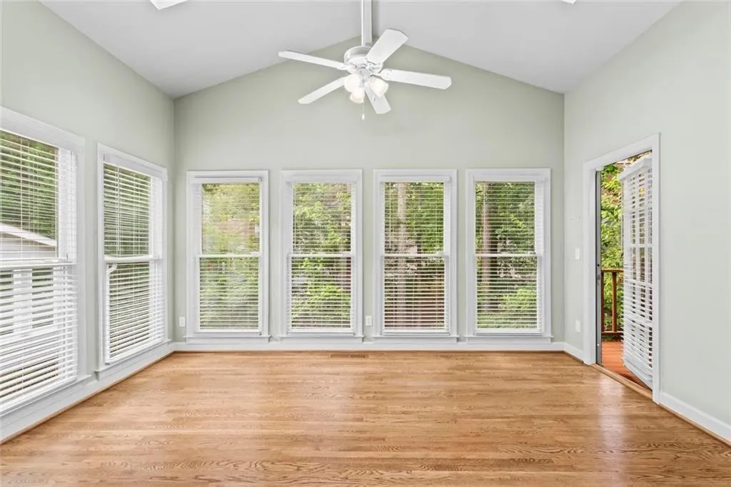 Alpharetta, Georgia 30005, United States, 4 Bedrooms Bedrooms, ,4 BathroomsBathrooms,Residential,Active,155796