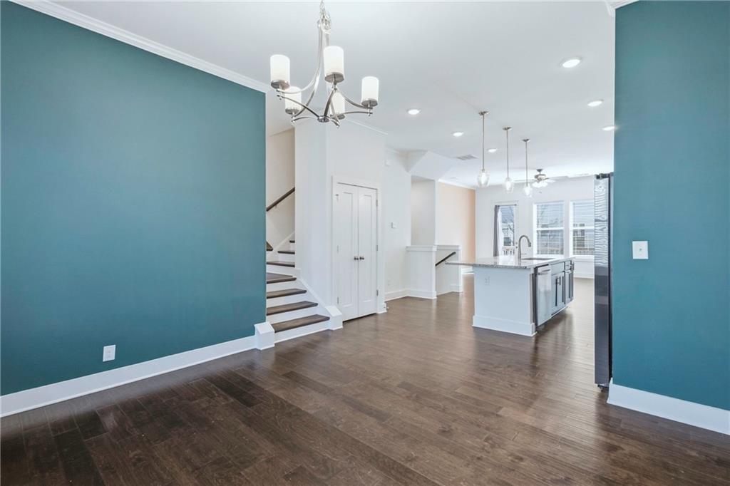 2159 Colvin Court NW