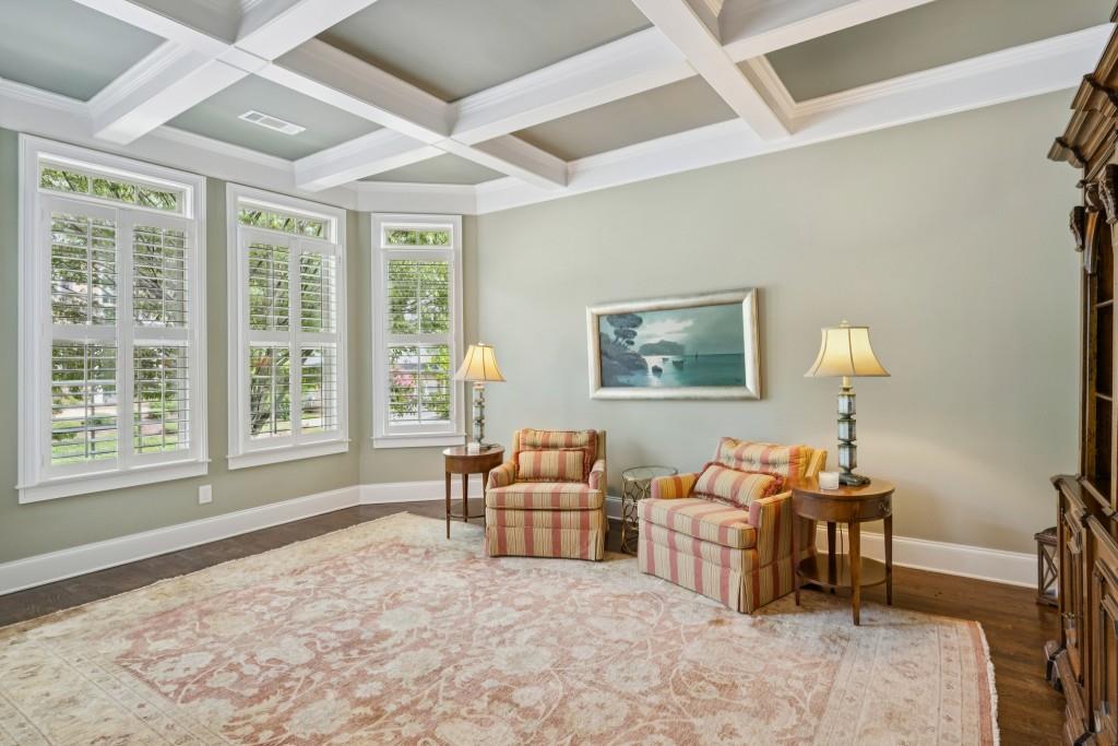 3939 Dahlwiny Court