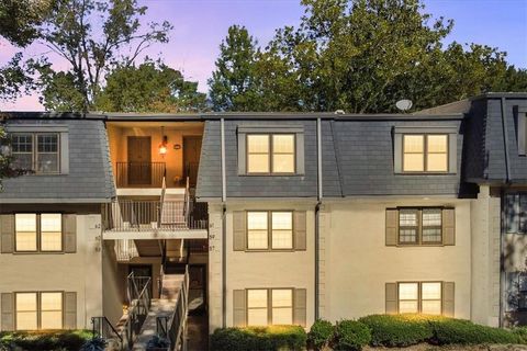 61 Lamsden Lane NW Atlanta GA 30327
