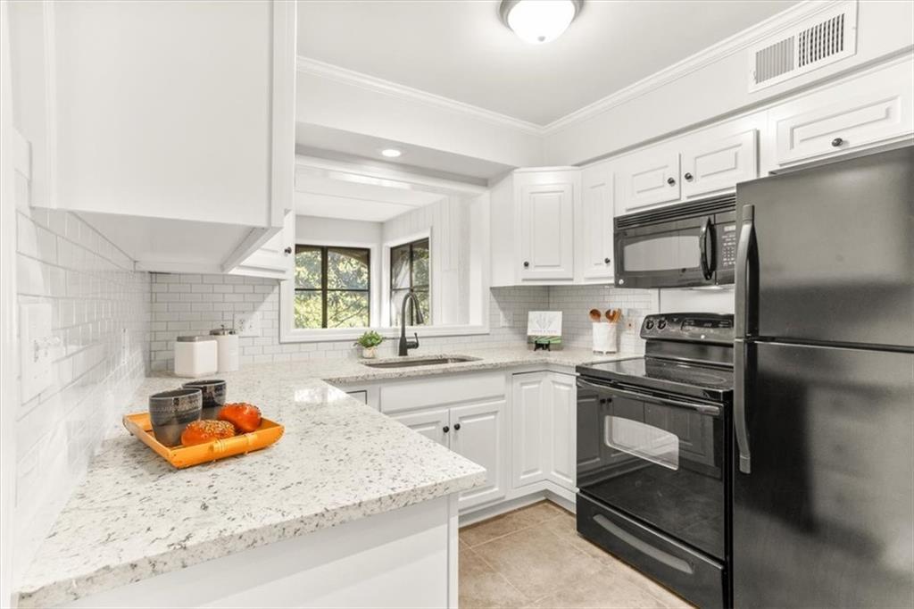 Cross Creek - Residential