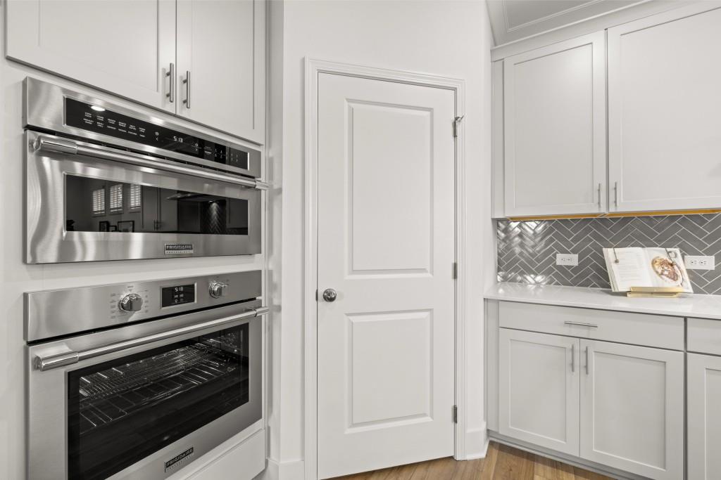 2909 Beaver Dam Lane