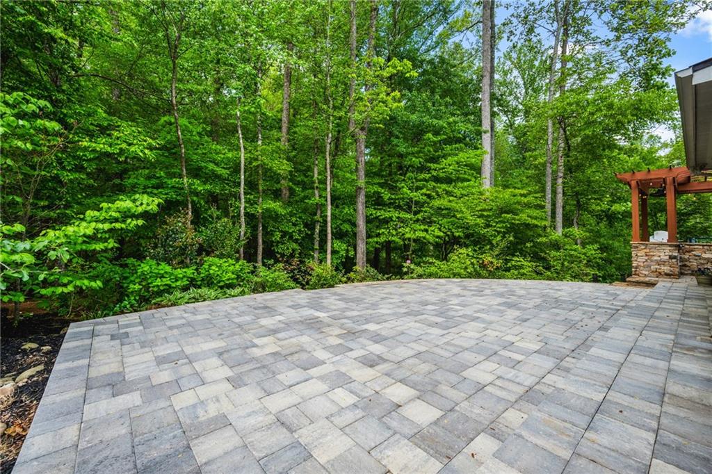 531 Rokeby Drive, Woodstock, Georgia image 8